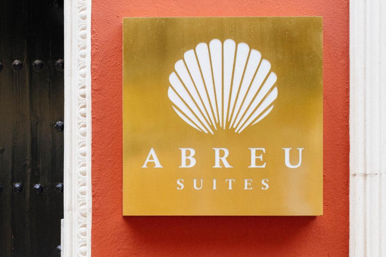 Apartamentos Abreu Suites Siviglia Esterno foto