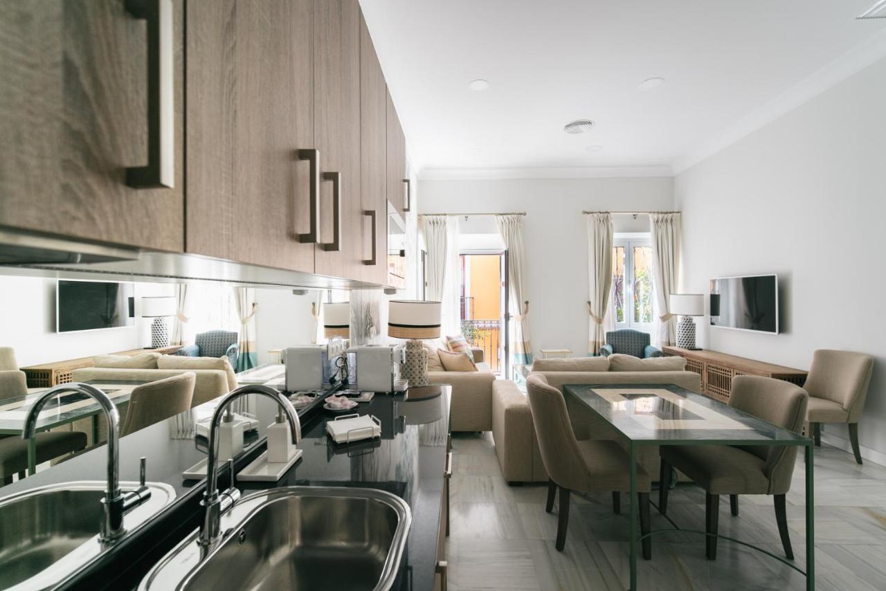 Apartamentos Abreu Suites Siviglia Esterno foto
